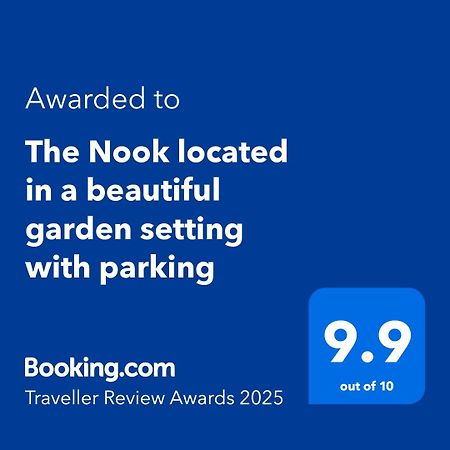 فيلا The Nook Located In A Beautiful Garden Setting With Parking ستارتفورد أبون آفون المظهر الخارجي الصورة